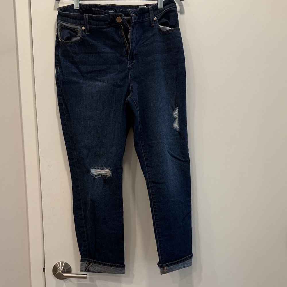 Chico's Dark Blue Cropped Jeans with Distressed Details